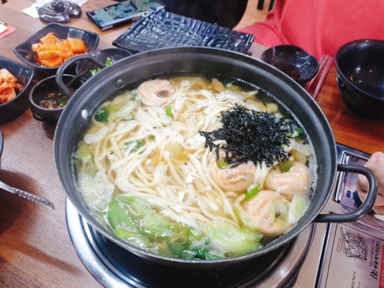다모아칼국수 이미지