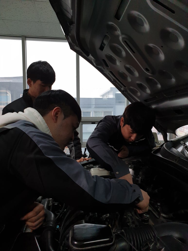 금호자동차정비 이미지