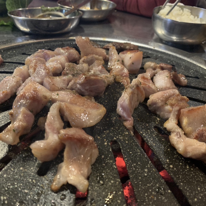 오늘잡은돼지 이미지