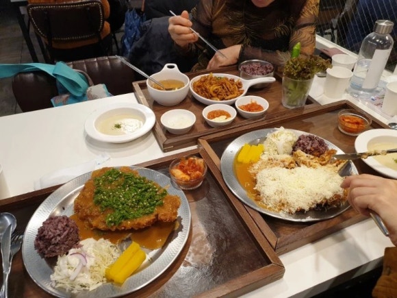 엠브로 돈까스 신촌점 이미지