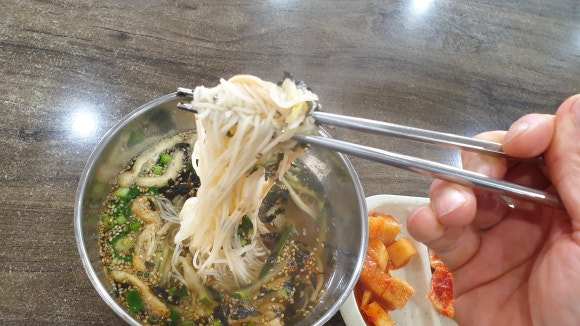 사계절잔치국수 이미지