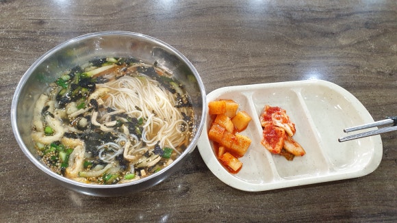 사계절잔치국수 이미지