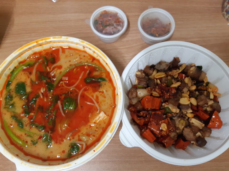 동호네양꼬치 이미지