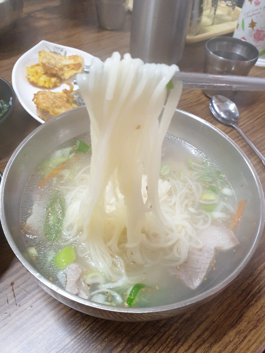 온동네국수 이미지