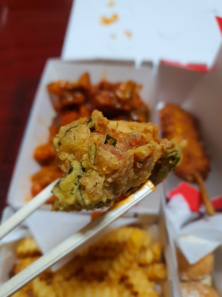 깻잎두마리치킨 이미지