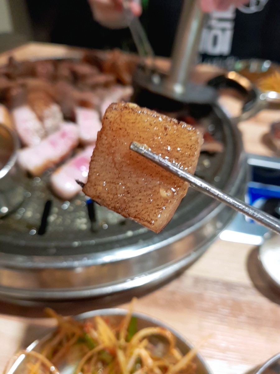 모름지기연탄구이 이미지