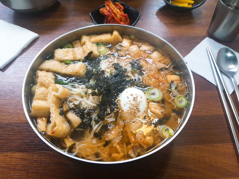 서리서리멸치국수오창점 이미지