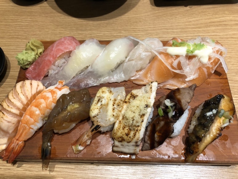 국초밥 이미지