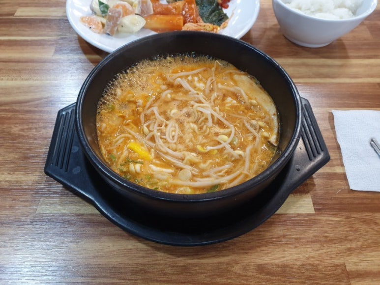 본토청정콩나물국밥 이미지