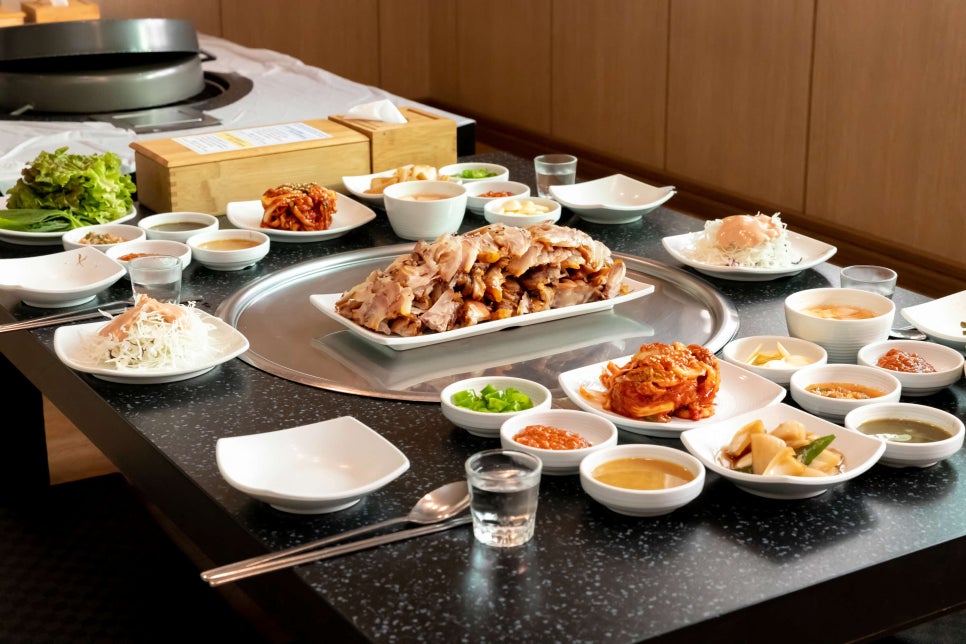 진성닭갈비.신라찜닭.김형우족발 이미지