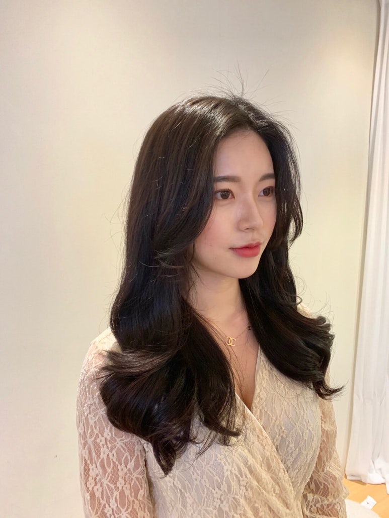 살롱드;나온 이미지