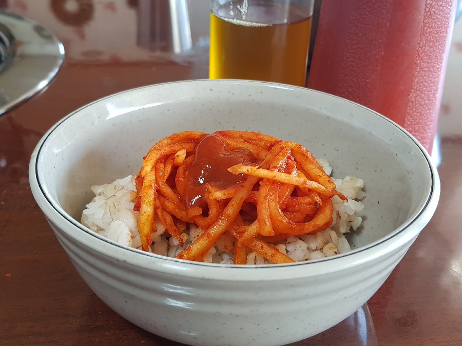 궁중해물칼국수 이미지