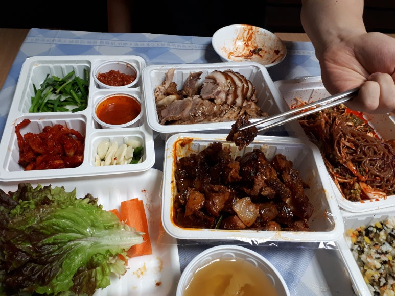 한가득족발 이미지