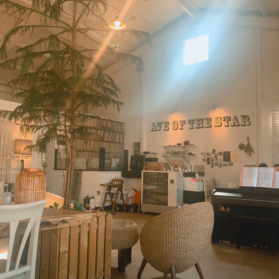 카페풍경 이미지