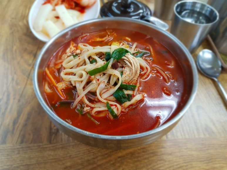 산천닭개장 이미지