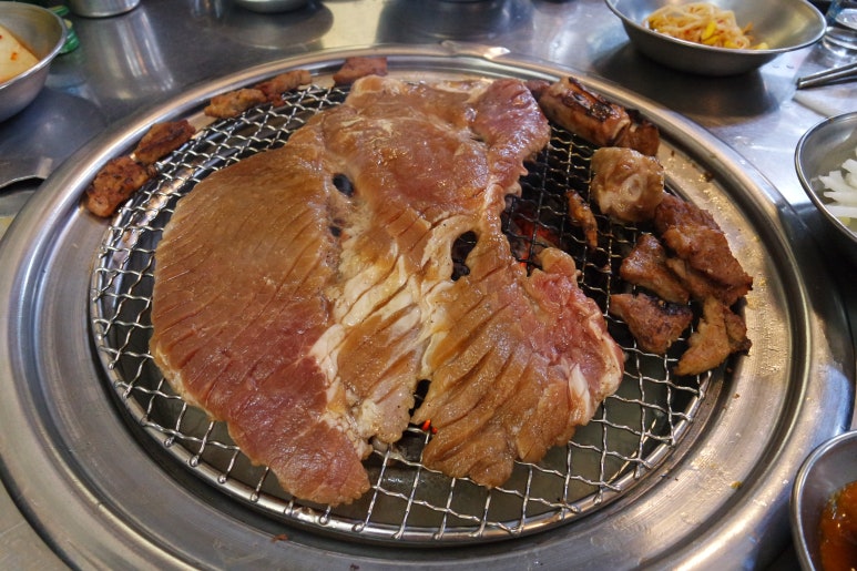 영지숯불갈비 이미지