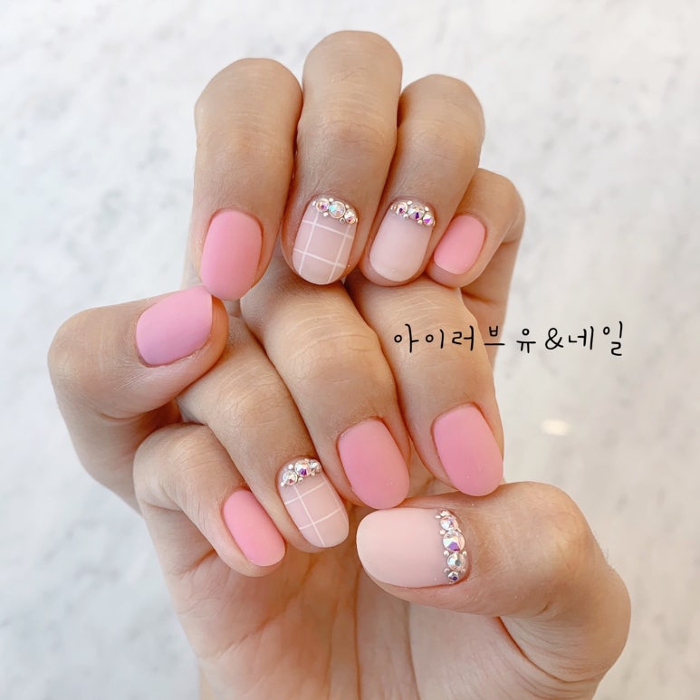 유앤네일 이미지