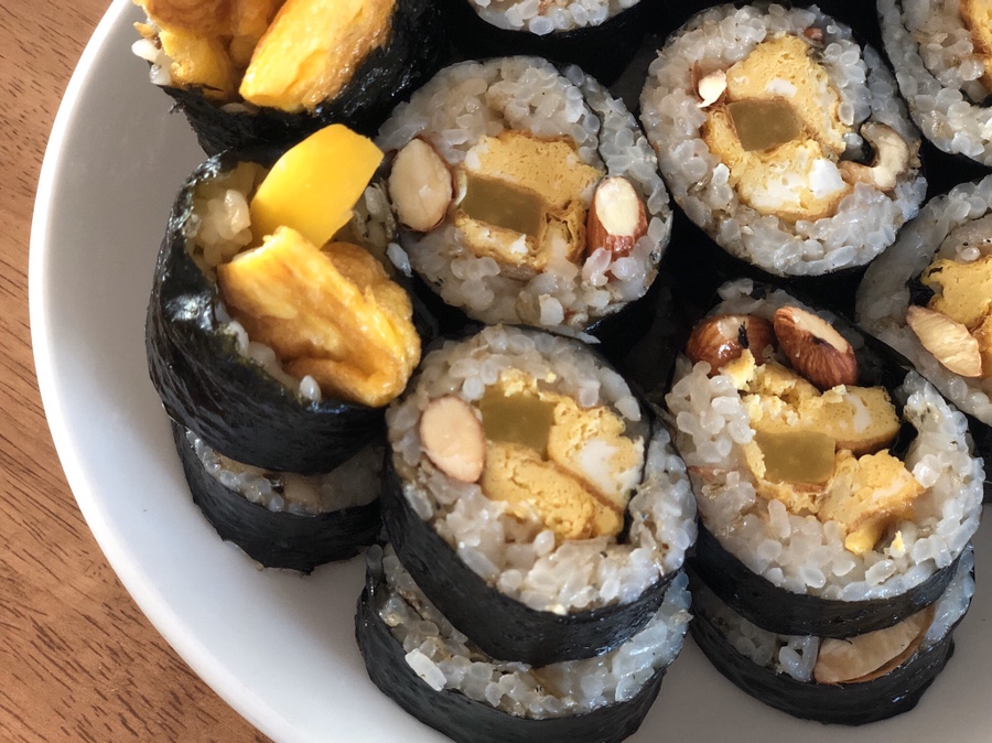 쌘김밥 이미지