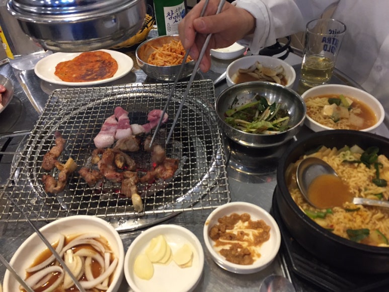 참숯뒷고기 이미지