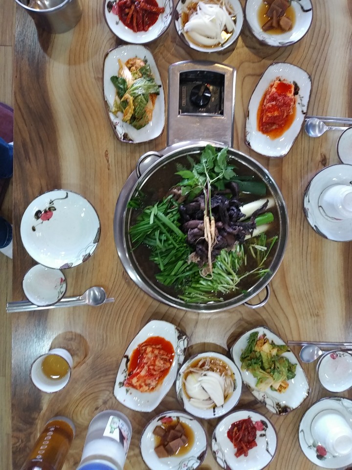 류의자능이버섯백숙 이미지