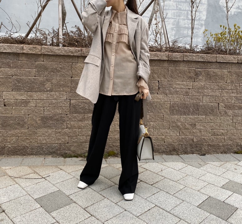 아코즈 이미지