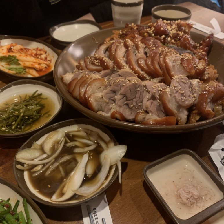 사남매족발 이미지