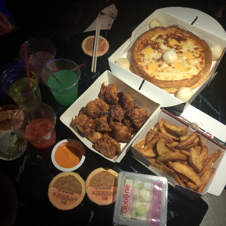 비에치씨치킨피자 이미지