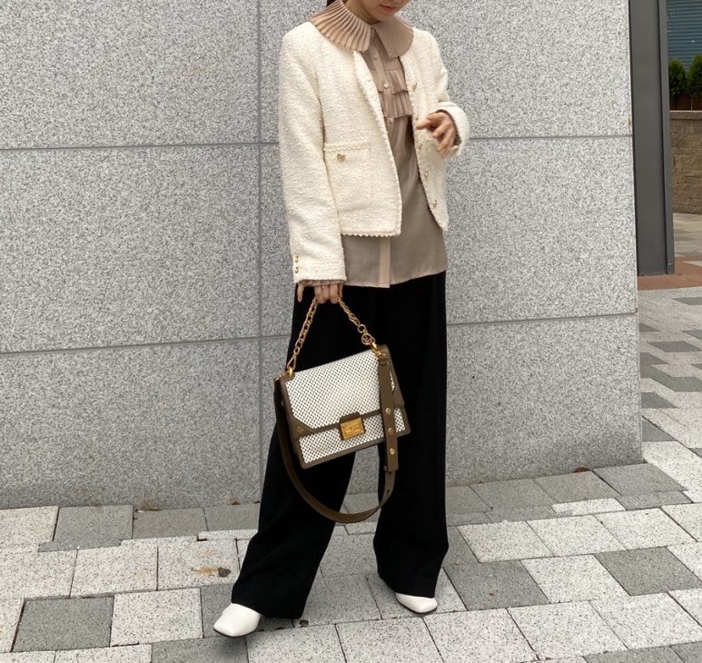 아코즈 이미지