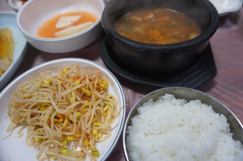 돌판구이삼겹살 이미지