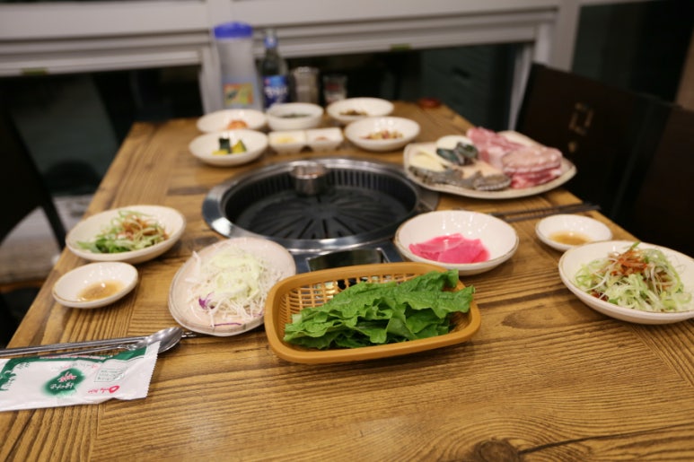 만복흑돼지 이미지