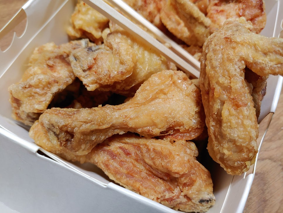 치킨플러스송천점 이미지