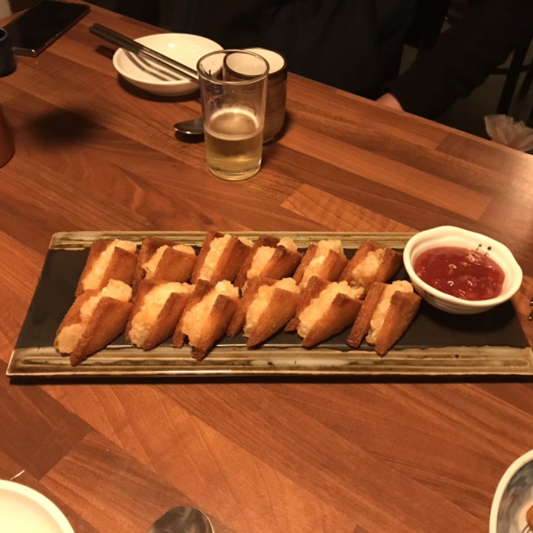 모퉁이헤어 이미지