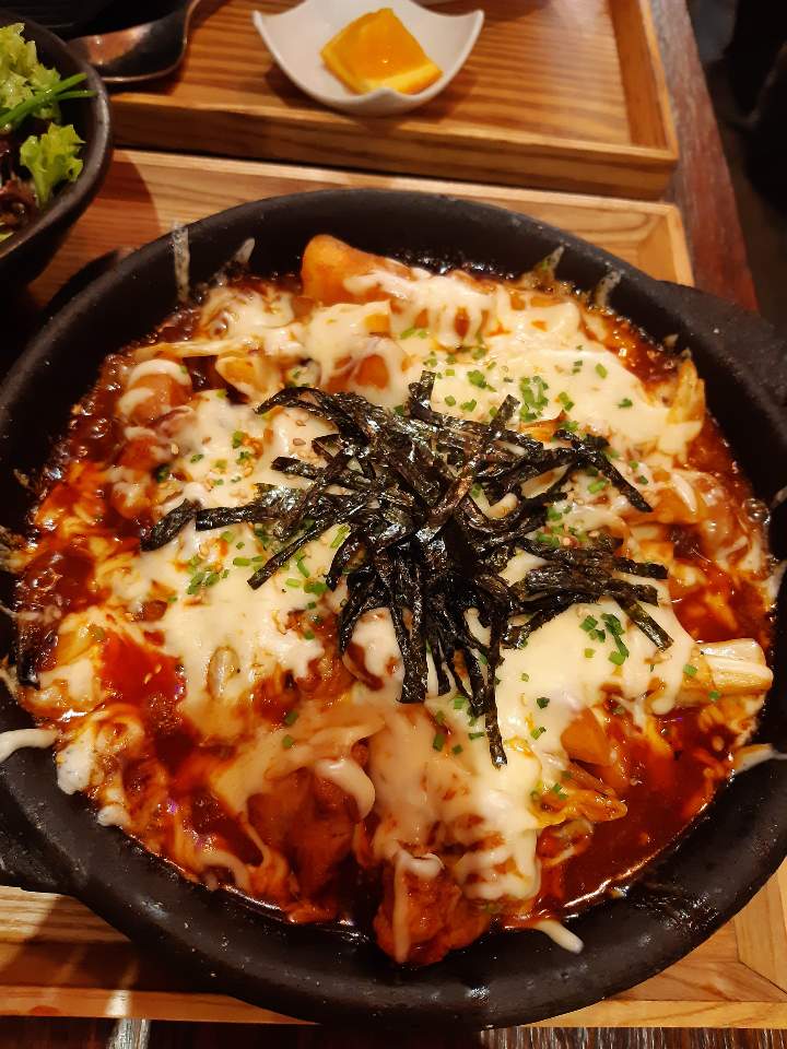 모던한식당 이미지