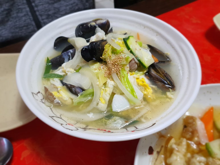 화산뚝배기짬뽕 이미지