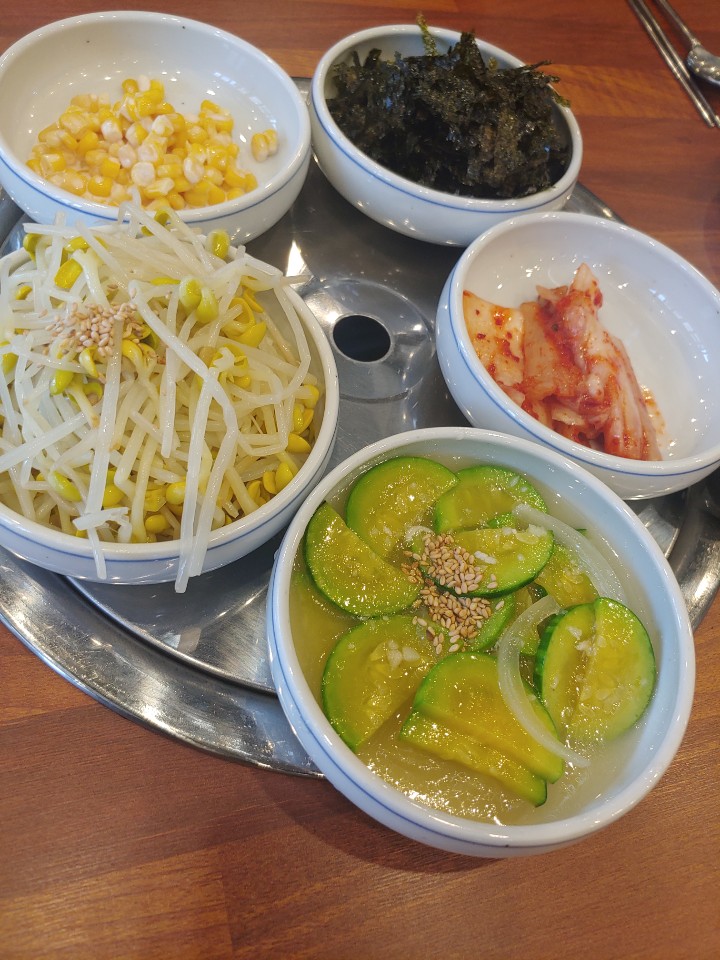 통통숯불돼지 이미지