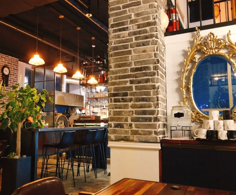 door to the terrace(도어 투더 테라스) 이미지