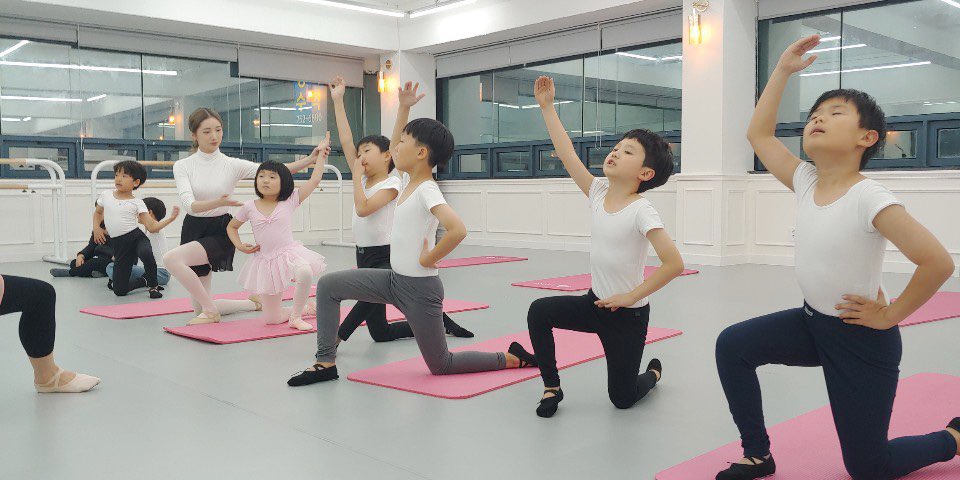 탄츠하우스 이미지