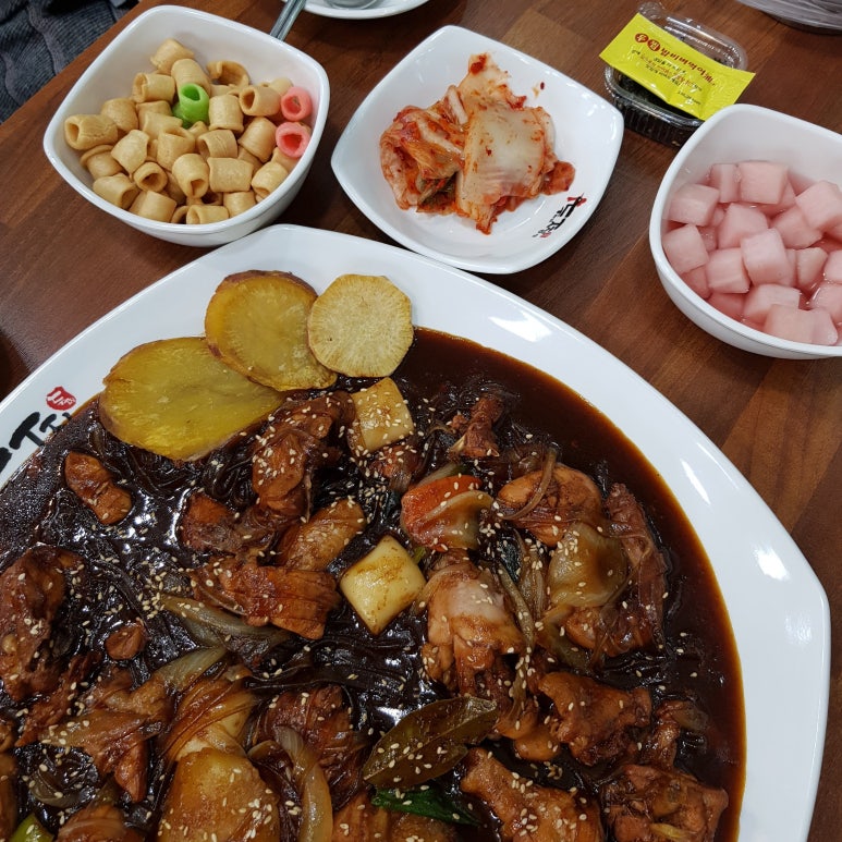 두마리찜닭두찜일산 이미지