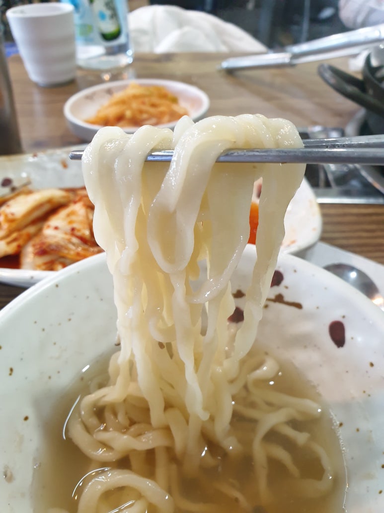 용칼국수 이미지
