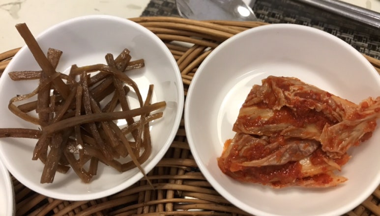 가정식백반칼국수 이미지