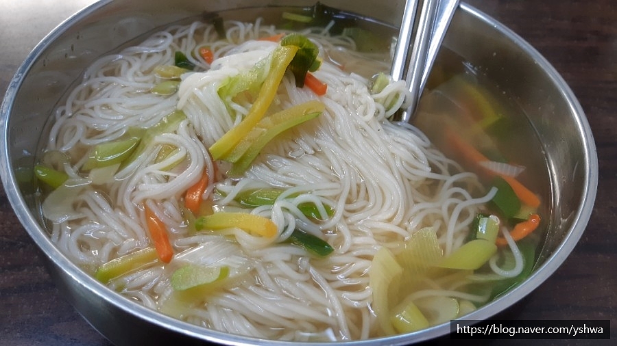 두산멸치국수 이미지