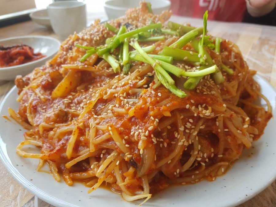원조 초가집 이미지