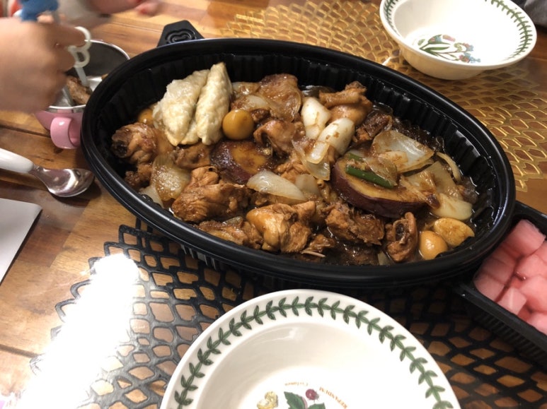 두마리찜닭두찜대전 이미지