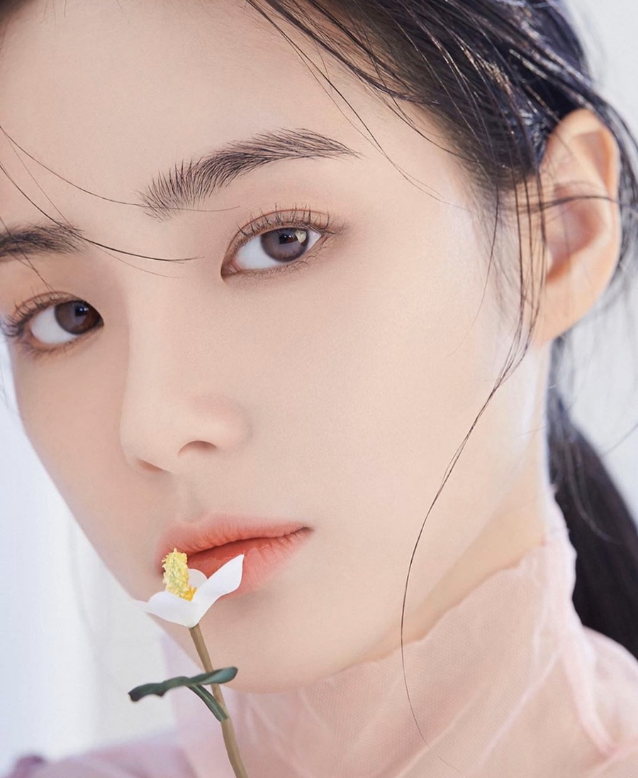 나나브로우 이미지
