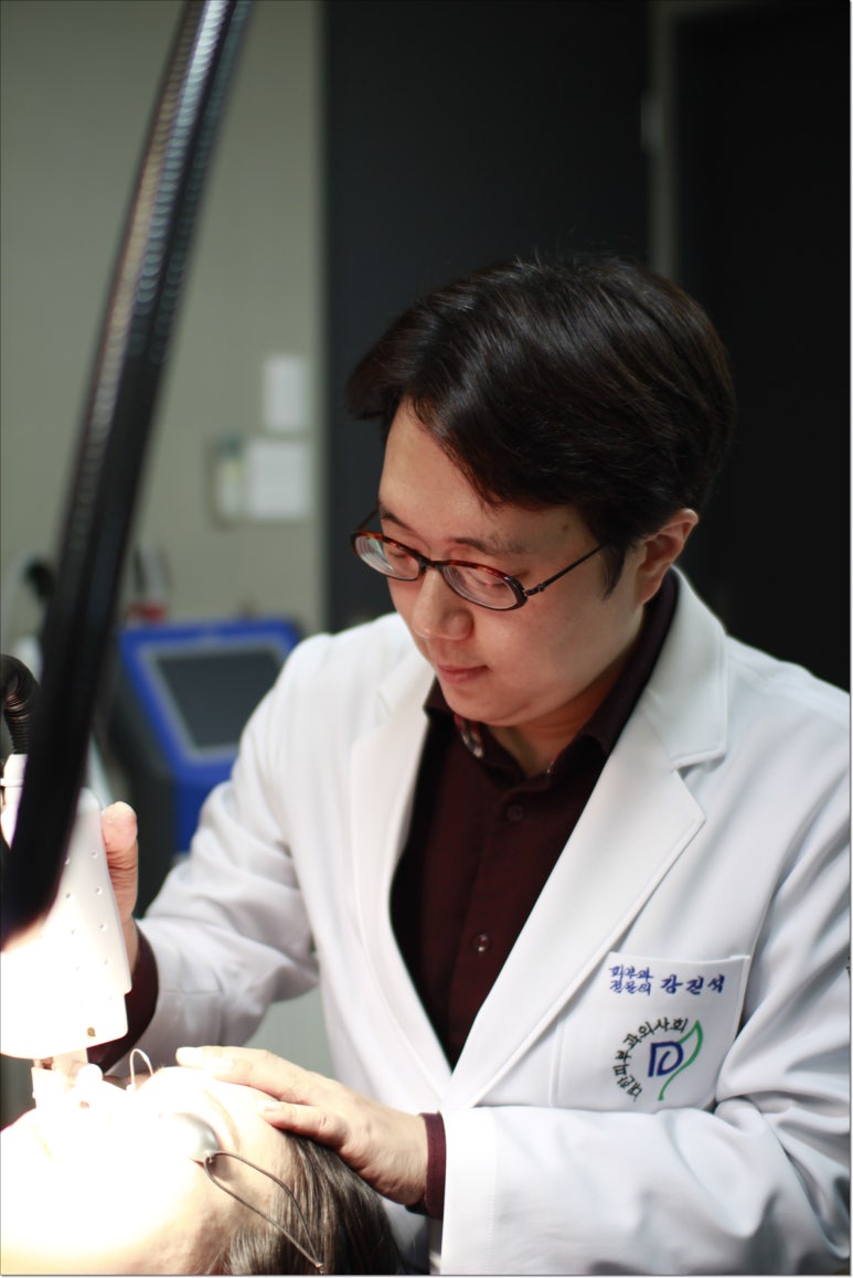맑은피부과 이미지