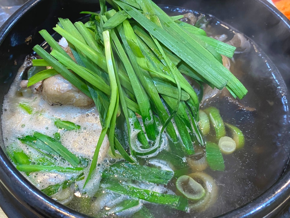 능이버섯백숙 이미지