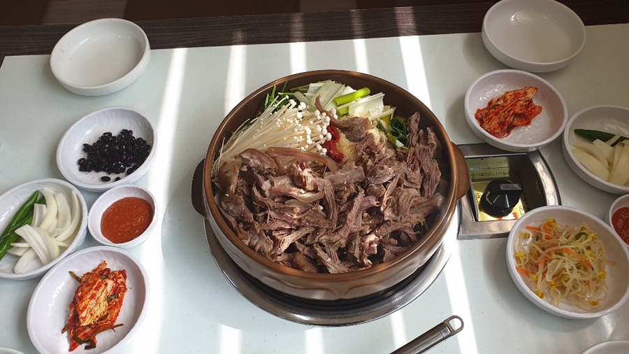 정림골흑염소 이미지