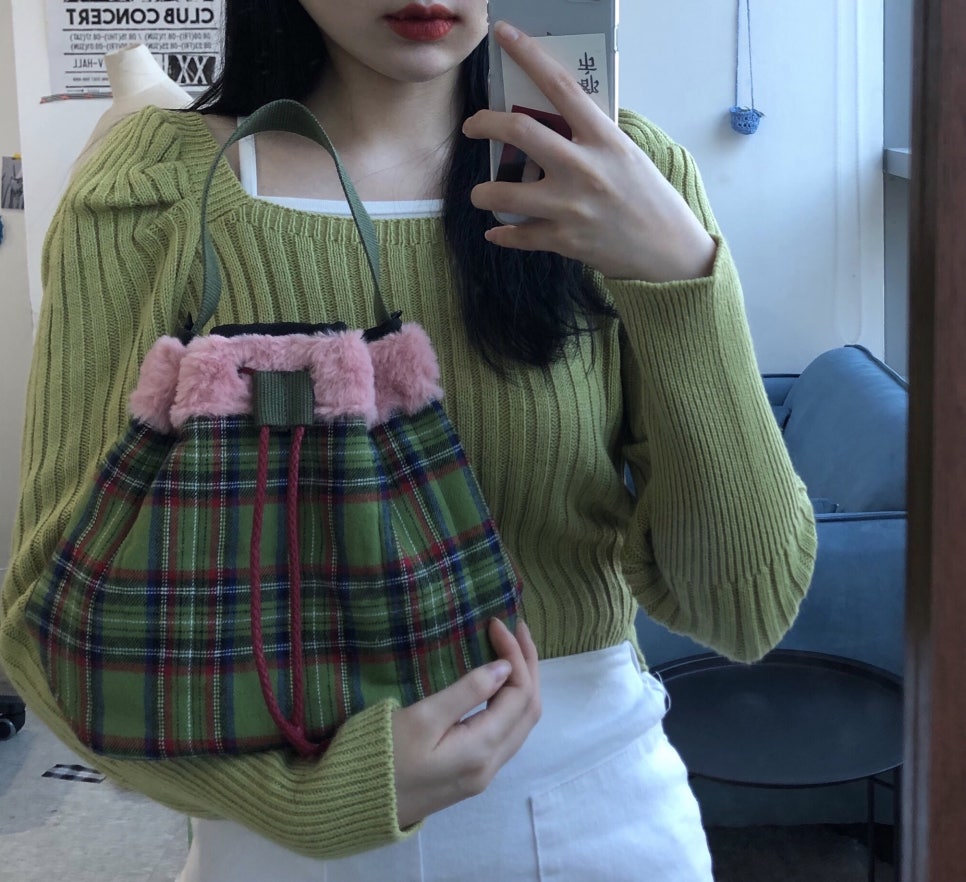 홀리 러브스 러브 이미지