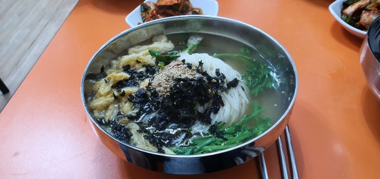장수묵국수 이미지