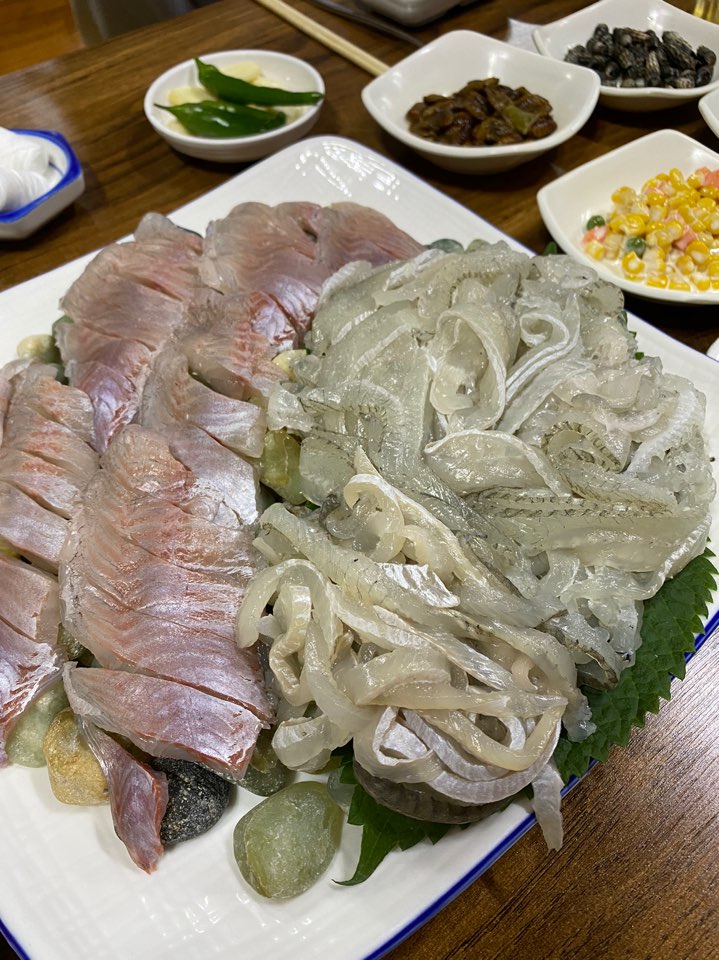 옹녀조개강쇠장어 이미지